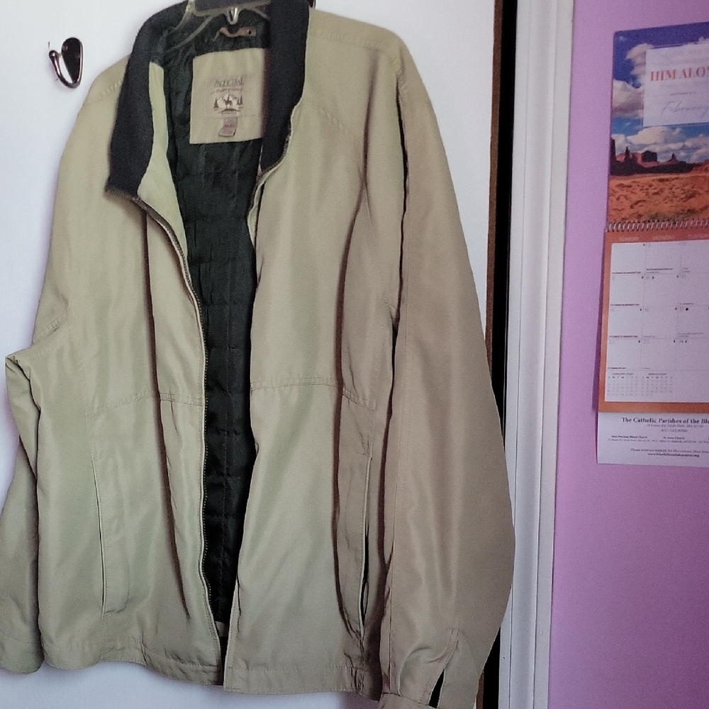 Men's Beige Jacket From Pacific Trail